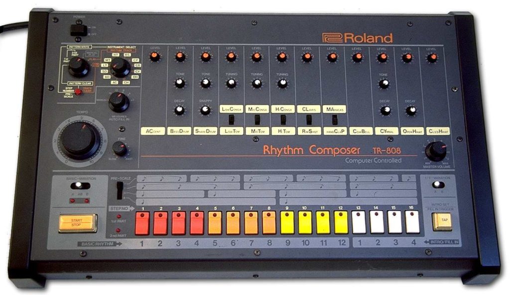 Roland TR-808 2