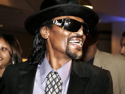 chuck-brown-dead-thumb-400xauto-35718