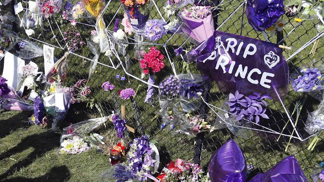 Prince Memorial Fence at Paisley Park